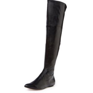 Renvy Black leather boots